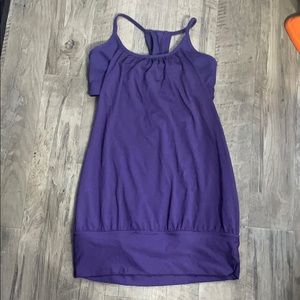 Lululemon tank with built in bra